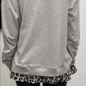 Easel Heathered Grey Long Sleeve Top with Leopard Ruffle